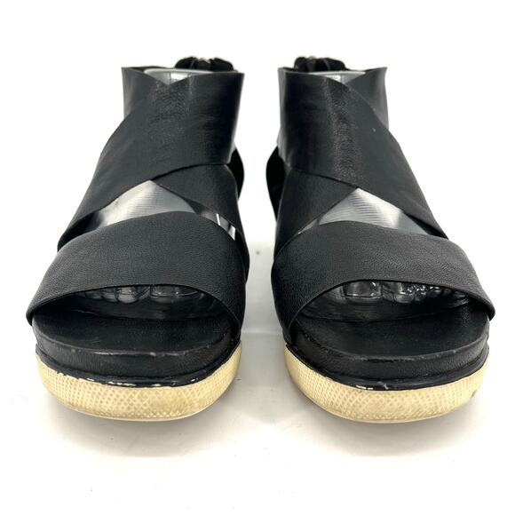 Eileen Fisher Black Leather Wide Strap Open Toe Zip Back Sandals - Size 10 - Picture 3 of 9